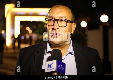 Kairo, Ägypten. Mai 2021. Magdy Saber, Vorsitzender des Opernhauses von Kairo, erhält am 4. Mai 2021 ein Interview mit Xinhua in Kairo, Ägypten. ZUM INTERVIEW: „Ägypten-China: Kulturelle Zusammenarbeit fruchtbar inmitten wachsender Freundschaft“, so der Chef des Opernhauses von Kairo. Quelle: Ahmed Gomaa/Xinhua/Alamy Live News Stockfoto