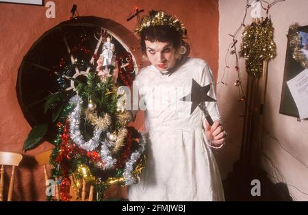 King Adora Weihnachtsfeier im Sawmills Studio, Golant, Fowey, Cornwall, England. Stockfoto