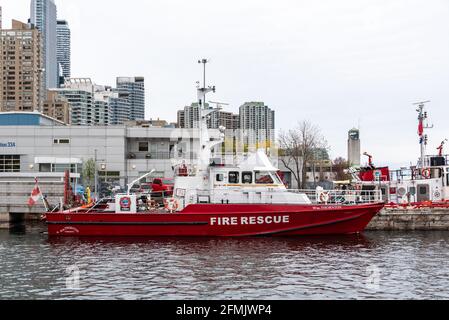 Wm. Thornton Feuerrettungsboot im Lake Ontario am Ufer von Toronto, Kanada Stockfoto