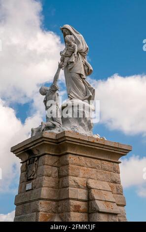 Statue von ‘Notre Dame des Naufrages’, Pointe du Raz, Plogoff, Finistere (29), Bretagne, Frankreich Stockfoto