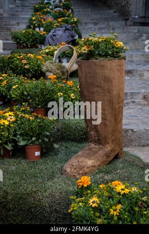 2021 Girona Blumenschau, 'Temps de Flors', findet jährlich im historischen Stadtzentrum statt Stockfoto