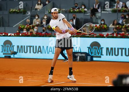 Madrid, Spanien. Mai 2021. Matteo Berrettini (ITA) Tennis : Matteo Berrettini aus Italien im Einzel-Finale gegen Alexander Zverev aus Deutschland beim ATP Masters 1000 'Mutua Madrid Open Tennis Turnier' bei der Caja Magica in Madrid, Spanien . Quelle: Mutsu Kawamori/AFLO/Alamy Live News Stockfoto