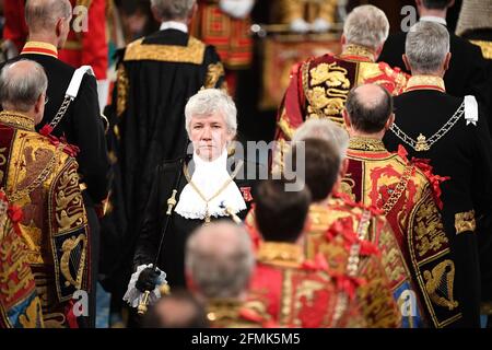 Datei-Foto vom 14/10/2019 von Lady Usher von der Black Rod Sarah Clarke während der Staatseröffnung des Parlaments im House of Lords am Palace of Westminster in London. Die Königin wird ihren ersten großen öffentlichen zeremoniellen Dienst seit dem Tod des Herzogs von Edinburgh ausüben, als sie am Dienstag an einer zurückgeschobten, Covid-sicheren Staatseröffnung des Parlaments teilnimmt. Ausgabedatum: Montag, 10. Mai 2021. Stockfoto