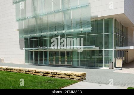 COSTA MESA, KALIFORNIEN - 8. MAI 2021: Samueli Theater im Segerstrom Center for the Arts Stockfoto