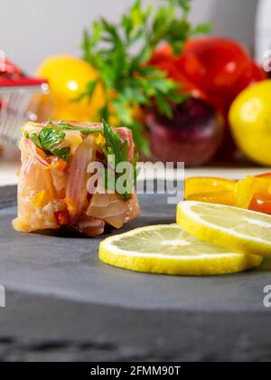 Peruanische Ceviche ist ein traditionelles Gericht, das in Peru konsumiert wird. Die Zubereitungsmethode unterscheidet sich von anderen Orten, unter Verwendung von Zitrone, Fisch, Kartoffeln, Zwiebel, se Stockfoto
