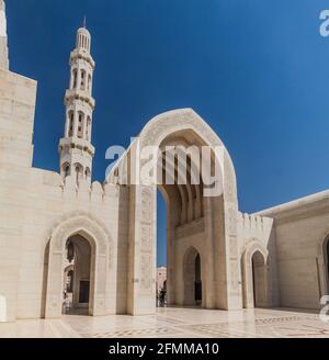 Minarett der Sultan Qaboos Grand Mosque in Maskat, Oman, Stockfoto