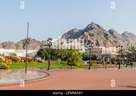 Al Jalali Fort und ein Park in Old Muscat, Oman Stockfoto