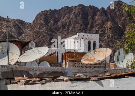 Satellitenschüsseln im Viertel Muttrah in Muscat, Oman Stockfoto