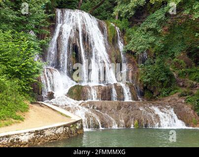 Lucansky Vodopad Wasserfall im glücklichen Dorf, Liptov Gebiet, slowakei Stockfoto