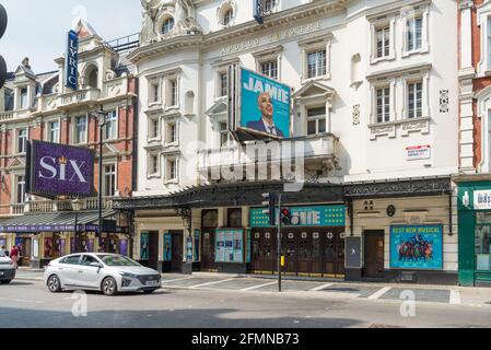 Außenansicht des Apollo Theatre, einem denkmalgeschützten West End Theater an der Shaftesbury Avenue. London, England, Großbritannien Stockfoto