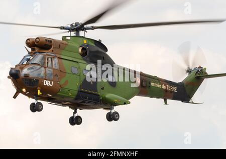 Französische Armee, Armee de terre, Aérospatiale SA 330 Puma 1510 / DBJ bei Royal International Air Tattoo, RIAT, RAF Fairford, Gloucestershire, Großbritannien Stockfoto