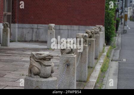 Tierskulpturen vor dem Dendoin-Tempel kyoto Japan Stockfoto