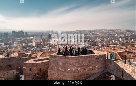 Luftpanorama des Stadtbildes von Ankara, Türkei vom Schloss Ankara aus gesehen Stockfoto