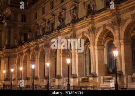 Pavillon Denon (Detail/Détail), Musée du Louvre, Paris, Frankreich. Stockfoto