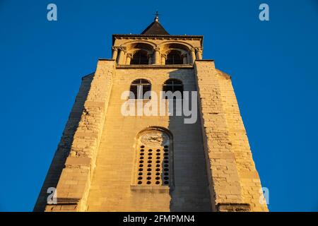 Glockenturm von Église de Saint Germain des Prés (Detail), Paris, Frankreich. Stockfoto