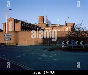 Copyright John Angerson 2021 der Straßenkünstler Banksy hat bestätigt, dass er sich hinter dem Kunstwerk befand, das an der Wand des Reading Prison, in der britischen Grafschaft von Britannien erschien. Stockfoto