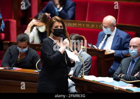 Die der Innenministerin Marlene Schiappa beigeordnete französische Staatsbürgerschaftsministerin spricht während einer Fragestunde an die Regierung bei der Nationalversammlung in Paris am 11. Mai 2021. Foto von Raphael Lafargue/ABACAPRESS.COM Stockfoto