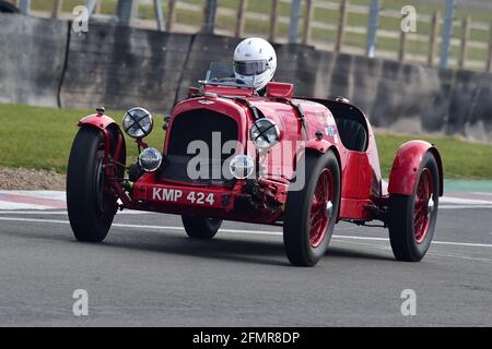 Richard Lake, Aston Martin Speed, The Mad Jack for Pre-war Sports Cars, Donington Historic Festival 2021, Donington Park, England, Mai 2021. Stockfoto