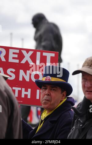 Westminster London, Großbritannien. Mai 2021. Staatliche Eröffnung des Parlaments. In Anwesenheit von Königin Elizabeth II., Premierminister Boris Johnson und anderen, wurde in einer reduzierten, Covid-konformen Zeremonie die Agenda der Regierung für die nächste Parlamentssitzung festgelegt. Quelle: Andrew Stehrenberger / Alamy Live News Stockfoto