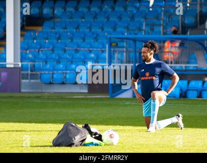 Solihull, Großbritannien. Mai 2021. Weymouth Aufwärmen während des Spiels der Vanarama National League zwischen Solihull Moors & Weymouth im SportNation.bet Stadium in Solihull, England Credit: SPP Sport Press Foto. /Alamy Live News Stockfoto