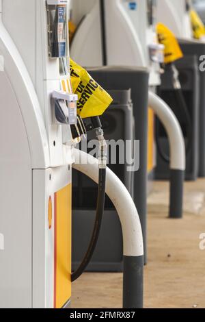 Asheville, USA. Mai 2021. Einer Tankstelle ist aufgrund eines Angriffs auf eine große US-Pipeline das Gas ausgehen. Kredit: Gloria Good/Alamy Live Nachrichten Stockfoto