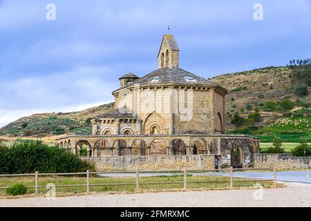 Ermita de Santa Maria de Eunate auf dem Weg nach Santiago De Compostela Stockfoto