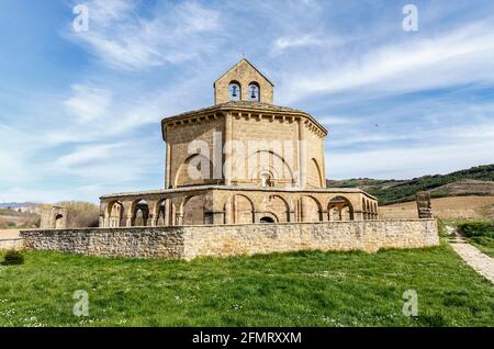 Ermita de Santa Maria de Eunate auf dem Weg nach Santiago De Compostela Stockfoto