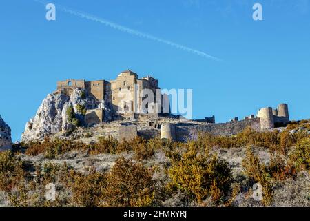 Mittelalterliche Burg Loarre über die Felsen in Aragon, Spanien Stockfoto