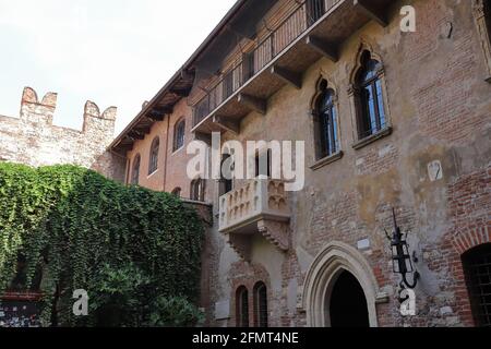 ITALIEN, VENETIEN, VERONA - 15. SEPTEMBER 2019; Juliets Balkon in Verona Stockfoto