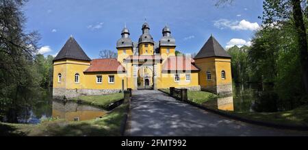 Schloss holte oder Holter Schloss, barockes Wasserschloss aus dem 17. Jahrhundert, Schloss Holte-Stukenbrock, Nordrhein-Westfalen, Deutschland Stockfoto