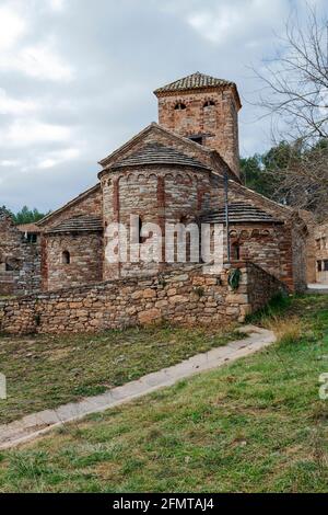 Sant Andreu de Castellnou ist eine romanische Kirche in der Gemeinde Castellnou de Bages, ist ein unvollendetes Werk das architektonische Erbe Erfinder Stockfoto