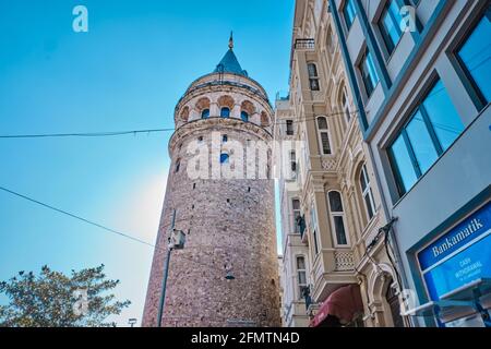 Galata Turm istanbul von genuesischen Matrosen für die Beobachtung von bosporus von konstantinopel gegründet. Foto, das am frühen Morgen aufgenommen wurde. Stockfoto