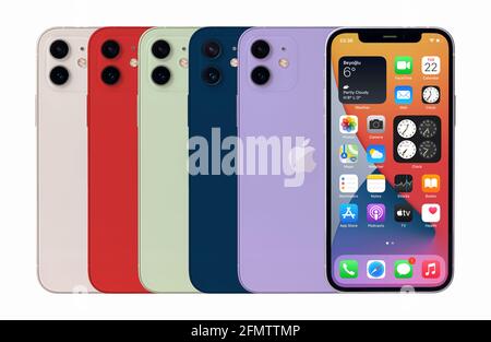Antalya, Türkei - 11. Mai 2021: Neu veröffentlichtem iphone 12 Multicolor-Mockup mit verschiedenen Winkeln Stockfoto