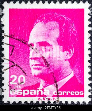 SPANIEN-UM 1990: Eine in Spanien gedruckte Briefmarke zeigt Bildportrait Juan Carlos I (getauft als Juan Carlos Alfonso Victor Maria de Borbon y Borbon-Dos sic Stockfoto