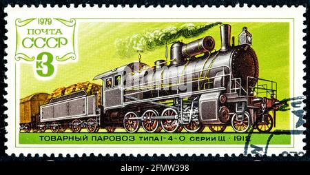 RUSSLAND - UM 1978 bis 1979: Die von Russland gedruckte Briefmarke zeigt eine Sammlung von Lokomotive-Entwürfen um 1978 bis 1979. Stockfoto