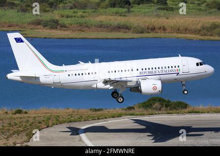 Korfu, Griechenland – 14. September 2017: Repubblica Itariana Airbus A319 am Flughafen Korfu (CFU) in Griechenland. Airbus ist ein Flugzeughersteller aus Toulouse Stockfoto