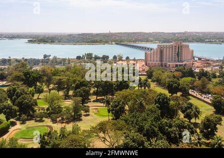 Blick auf Bamako und den Niger in Mali Stockfoto