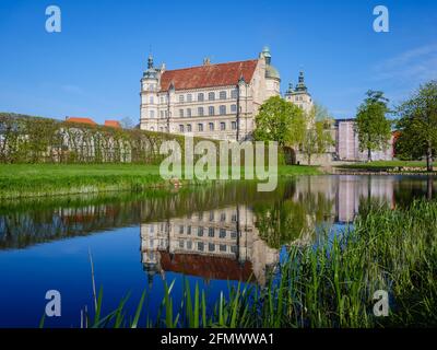 Blick auf das Schloss Guestrow in Mecklenburg-Vorpommern Stockfoto