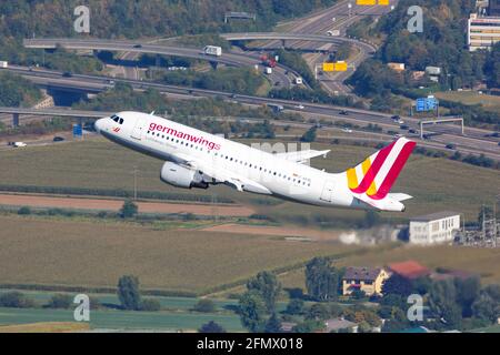 Stuttgart, 2. September 2016: Germanwings Airbus A319 am Flughafen Stuttgart (STR) in Deutschland. Airbus ist ein europäischer Flugzeughersteller Stockfoto