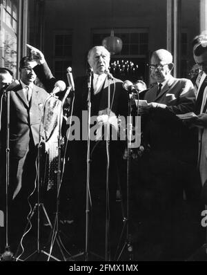 Adenauer, Konrad, 5.1.1876 - 19.4.1967, deutscher Politiker (CDU), ZUSÄTZLICHE-RIGHTS-CLEARANCE-INFO-NOT-AVAILABLE Stockfoto
