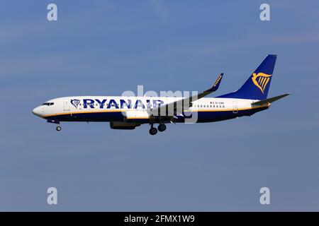 Brüssel, Belgien – 10. Mai 2017: Ryanair Boeing 737-800 am Brüsseler Flughafen (BRU) in Belgien. Boeing ist ein Flugzeughersteller mit Sitz in Seattle, Wa Stockfoto