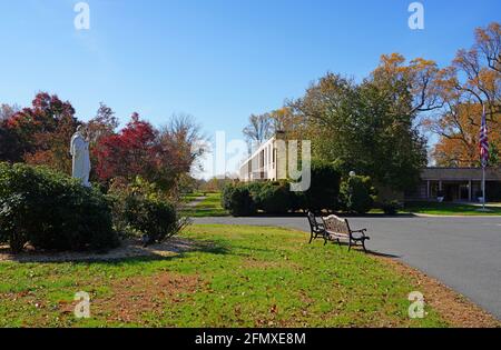 BORDENTOWN, NJ -7 NOV 2020- Blick auf die Gesellschaft des Göttlichen Wortes, eine katholische Mission in Point Breeze in Bordentown, Burlington County, New Jersey. Stockfoto