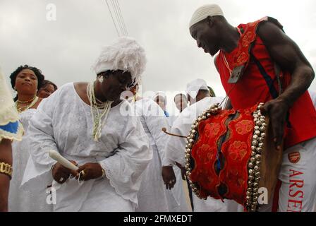 Osun Osogbo Trommeln und Tanz. Stockfoto