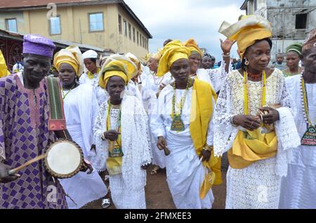 Osun Osogbo Trommeln und Tanz. Stockfoto