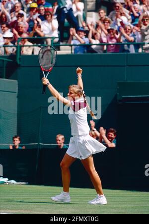 Australische Tennisspielerin, Koarch und Schriftstellerin Jelena Dokic, Wimbledon, UK 2000s Stockfoto