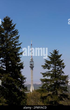 Fernsehturm am Berg Avala in Belgrad, Serbien Stockfoto