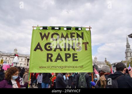 London, Großbritannien. Mai 2021. Tötet den Bill-Protest am Trafalgar Square. Tausende von Menschen marschierten durch das Zentrum Londons, um gegen das Gesetz über Polizei, Verbrechen, Verurteilung und Gerichte zu protestieren. Stockfoto