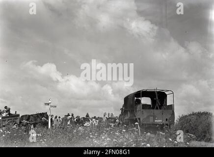 Vorarbeiter ging nach Frankreich (1942) Datum: 1942 Stockfoto