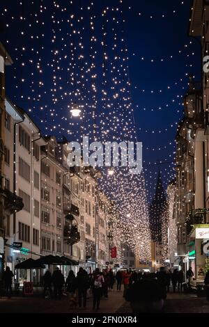 Weihnachtsbeleuchtung in Zürich, Schweiz Stockfoto