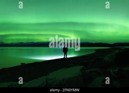 Auroras über Destruction Bay in den Yukon Territories von Kanada! Stockfoto